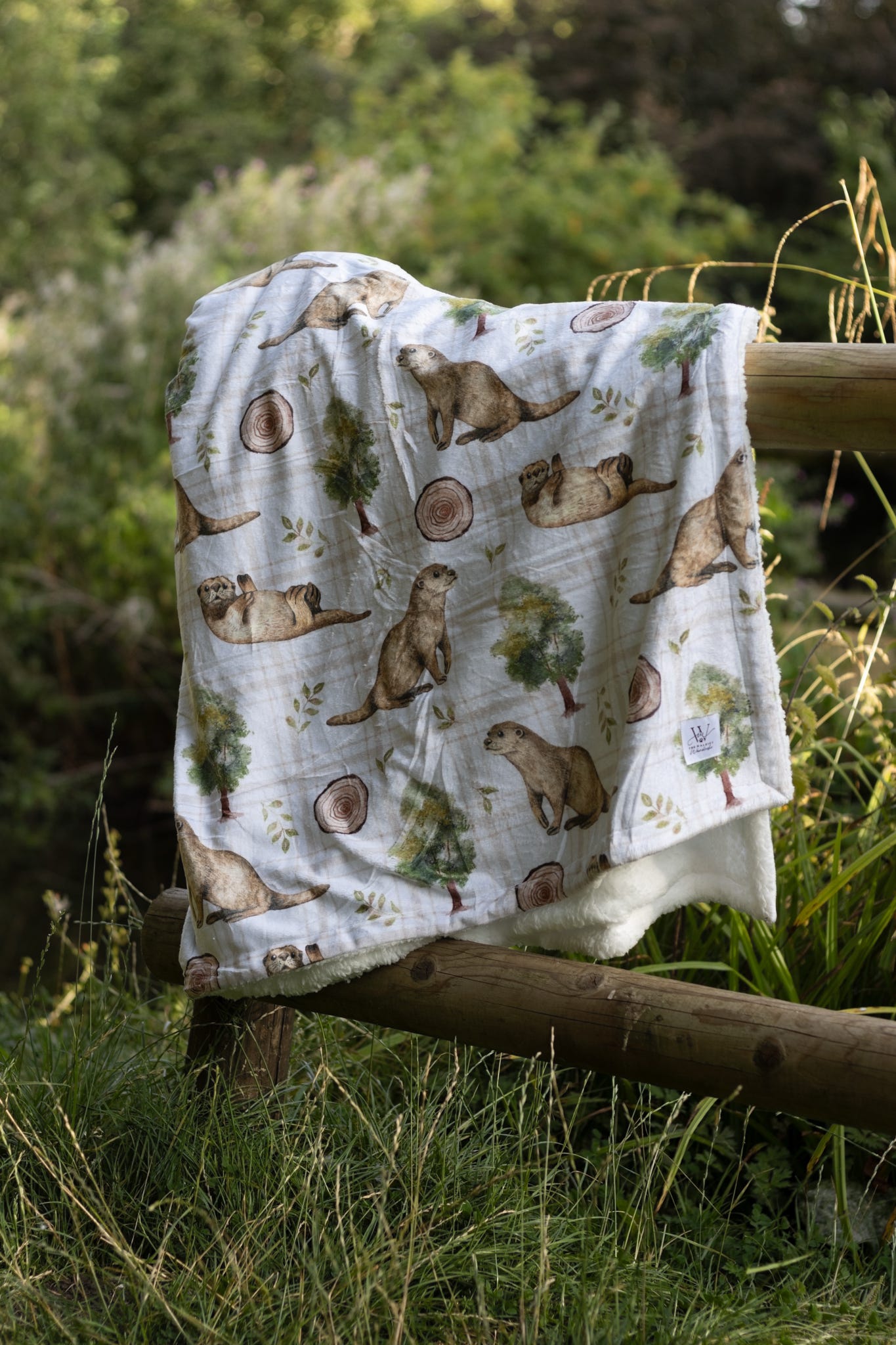 Otter Tarn Sherpa blanket
