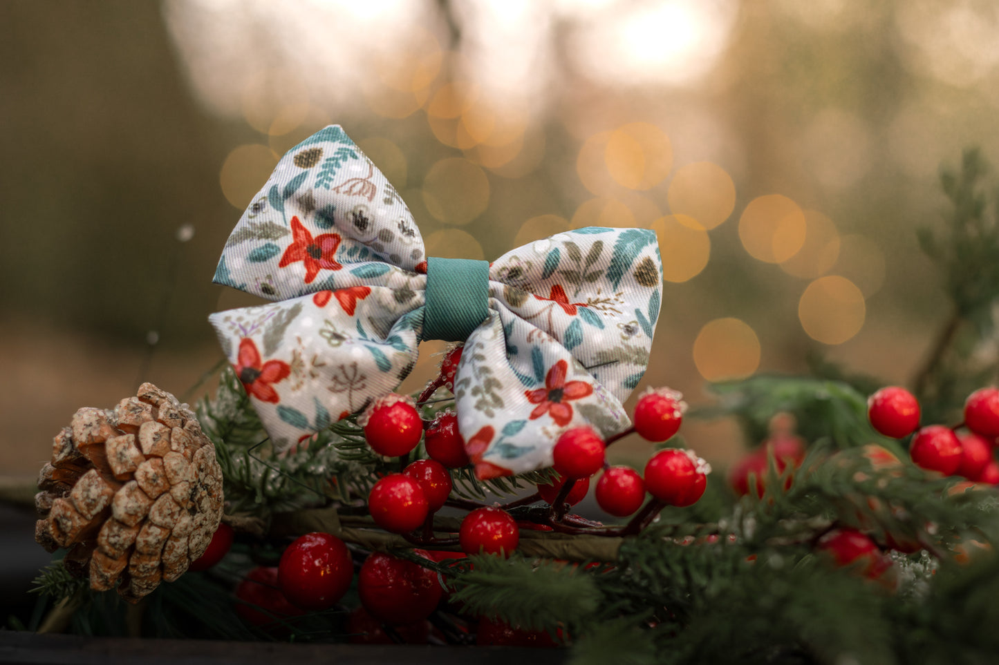 Bow- Poinsettia Wood