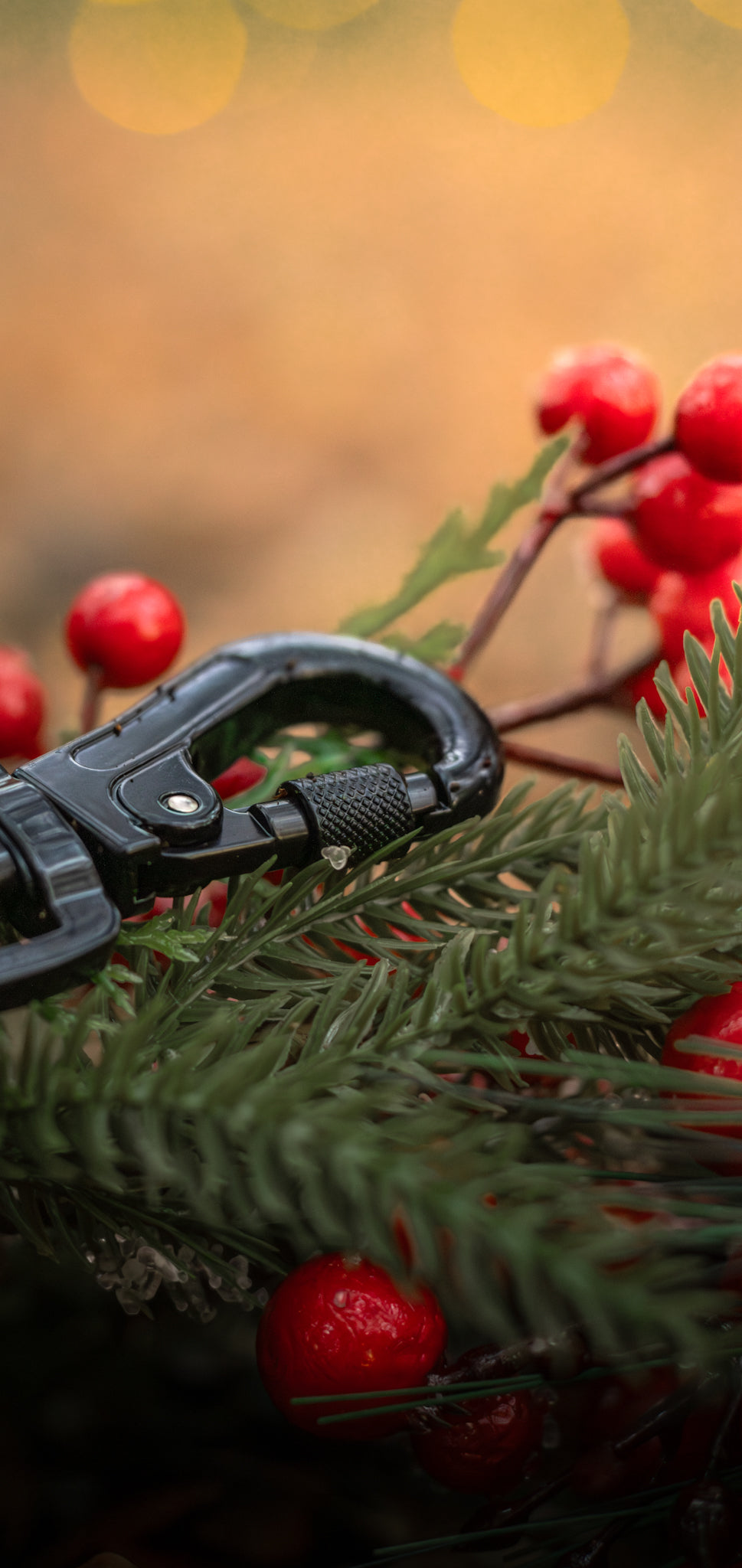 Lead- Poinsettia Wood